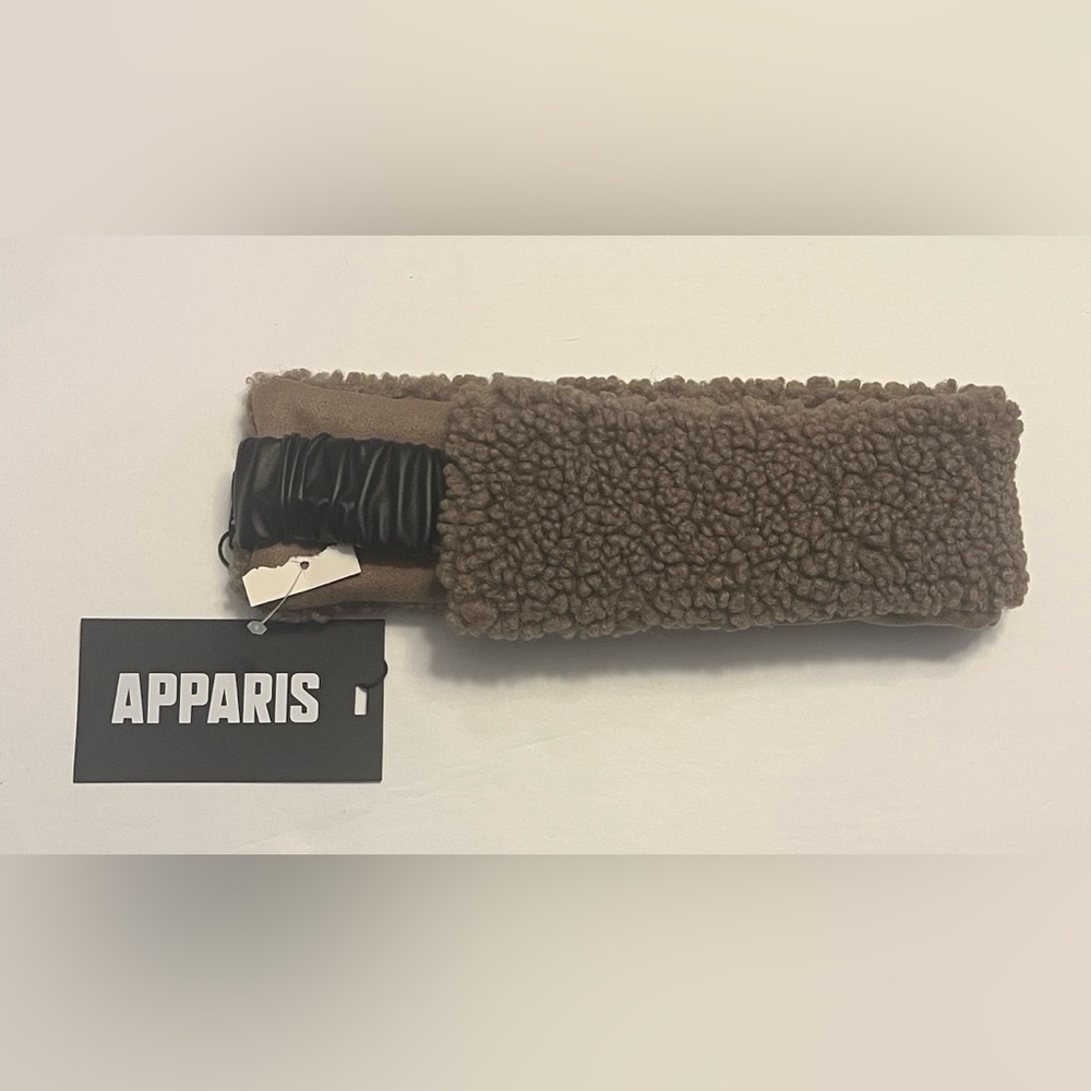 Apparis Eleni Faux Shearling Headband NWT OS